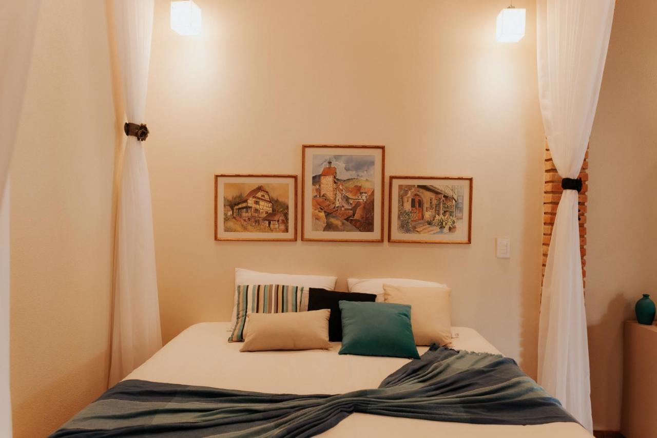 Hotel Pousada Chale Das Flores Sertãozinho Exteriör bild