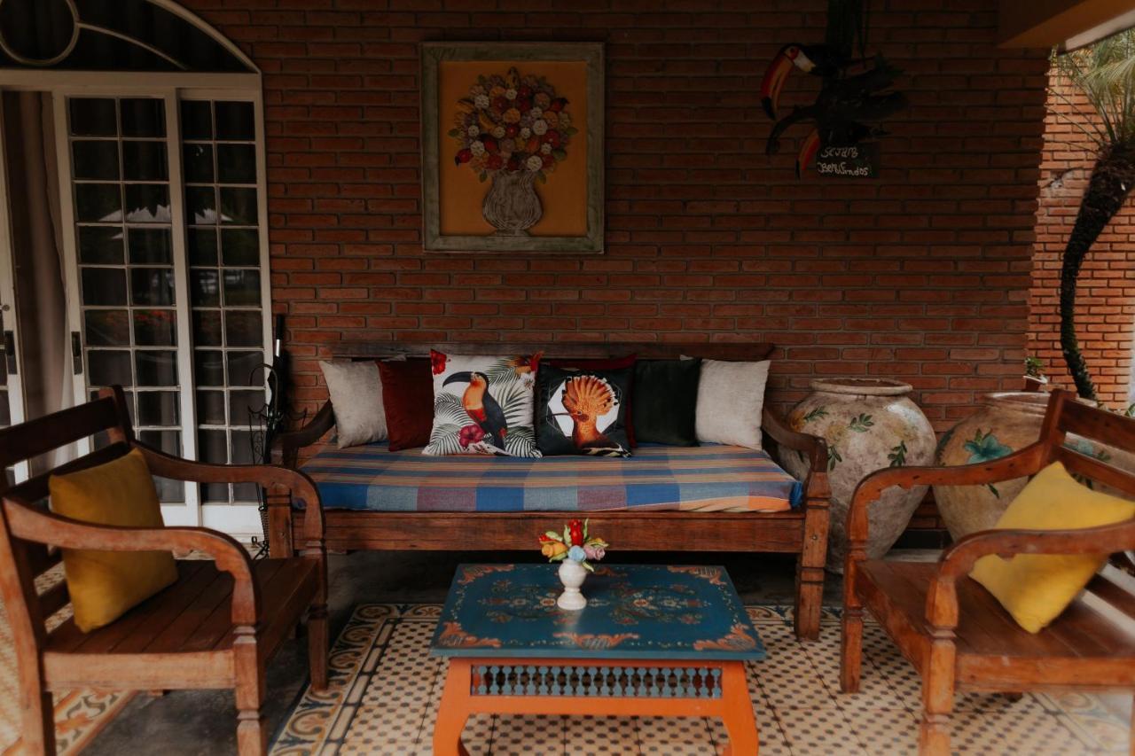 Hotel Pousada Chale Das Flores Sertãozinho Exteriör bild