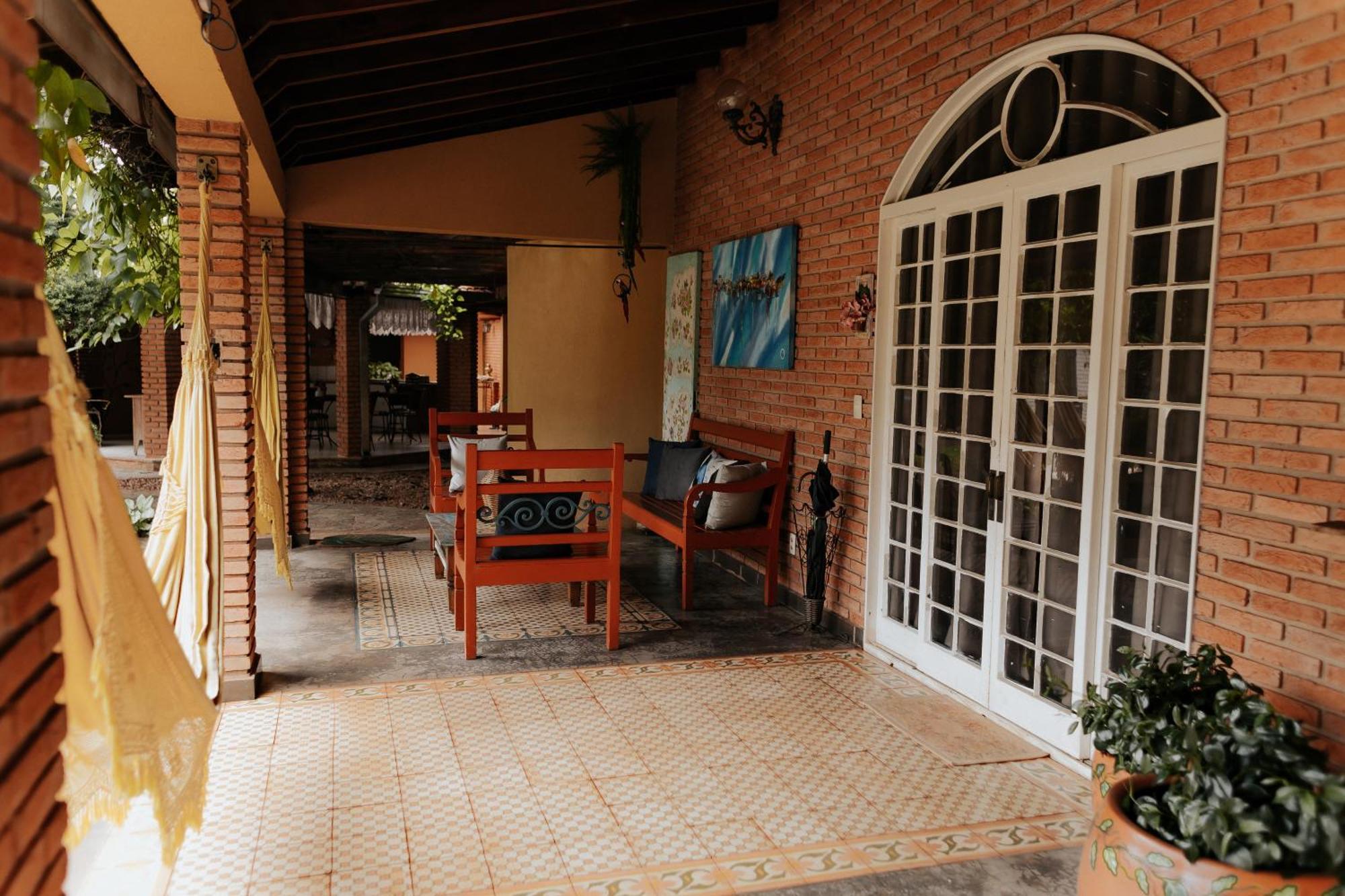 Hotel Pousada Chale Das Flores Sertãozinho Exteriör bild