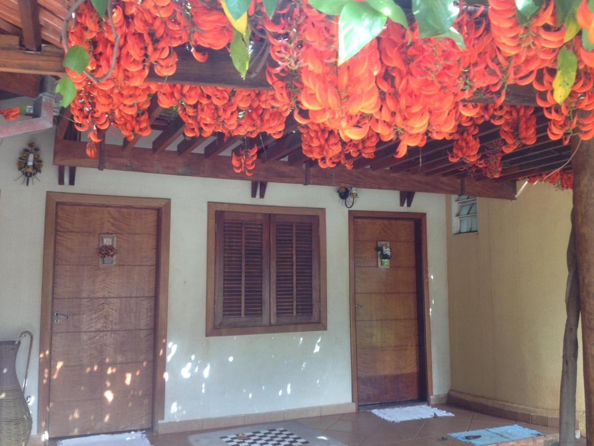Hotel Pousada Chale Das Flores Sertãozinho Exteriör bild