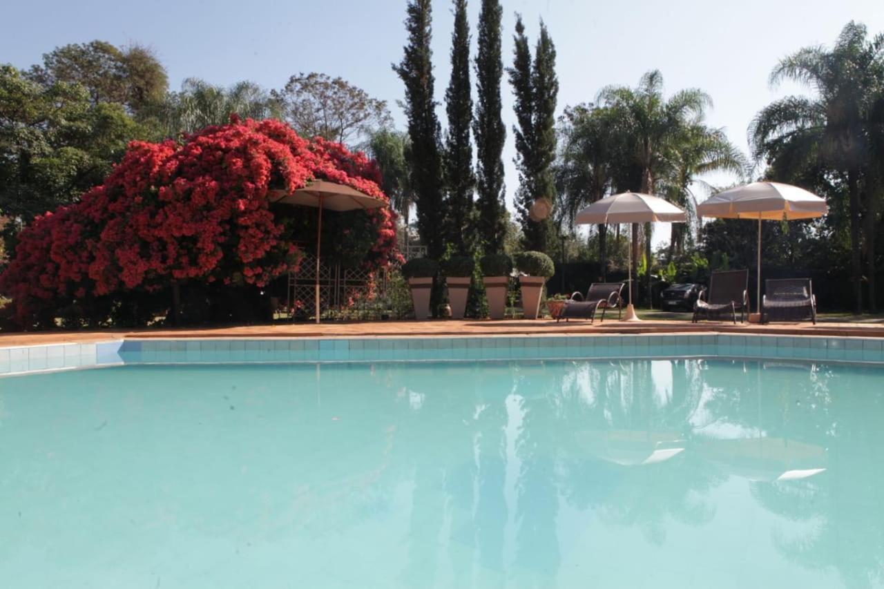 Hotel Pousada Chale Das Flores Sertãozinho Exteriör bild