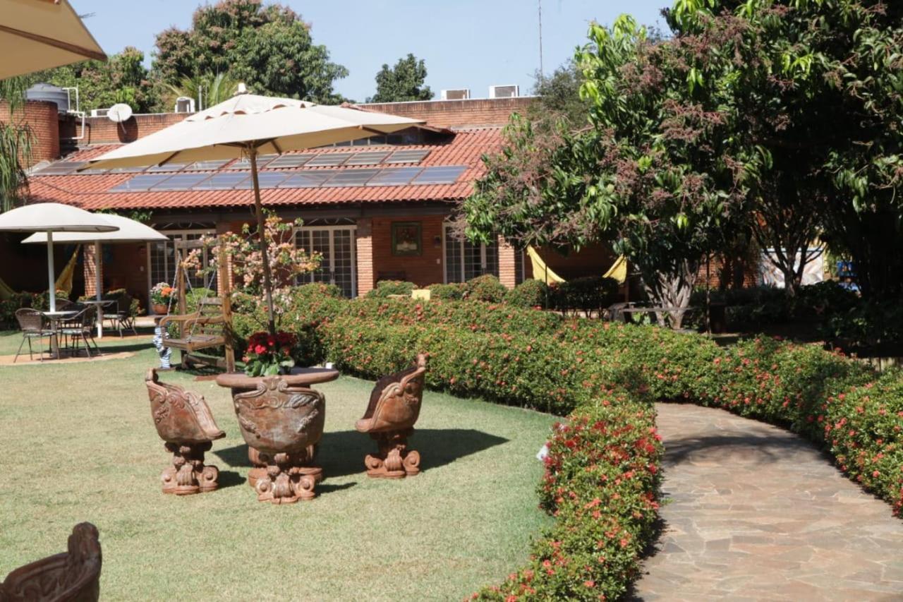 Hotel Pousada Chale Das Flores Sertãozinho Exteriör bild
