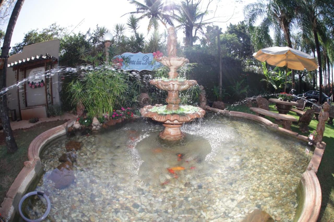 Hotel Pousada Chale Das Flores Sertãozinho Exteriör bild